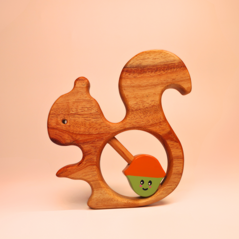 Wooden Rattle-Squirrel
