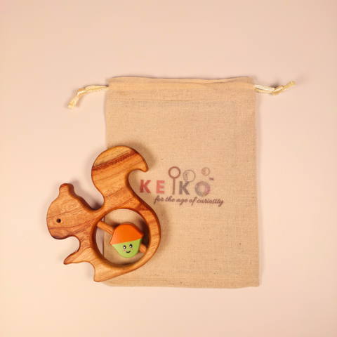 Wooden Rattle-Squirrel