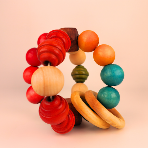Wooden Beads Clutching Ring