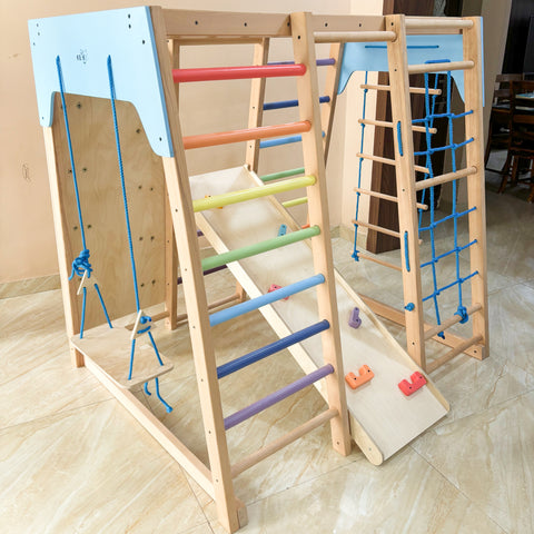 Jungle gym