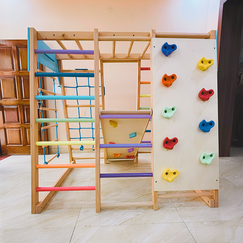 Jungle gym